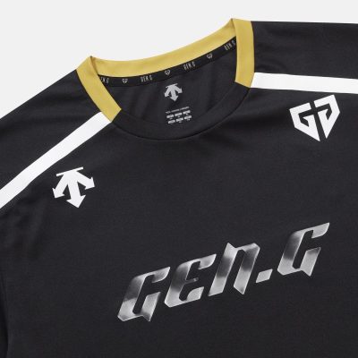 Logo áo GenG den